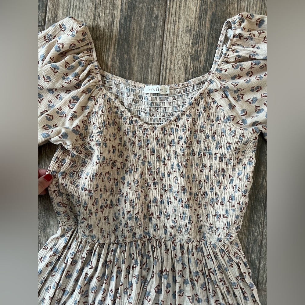 Neuflora Dress